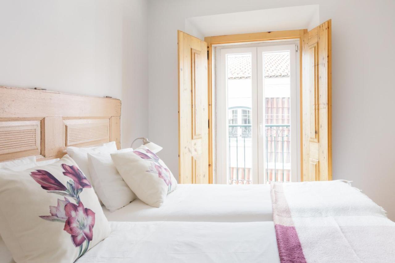 Amazing Rooftop Terrace With River And Historic City View 4 Bedrooms 4 Bathrooms Ac 19Th Century Building Chiado Lizbona Zewnętrze zdjęcie