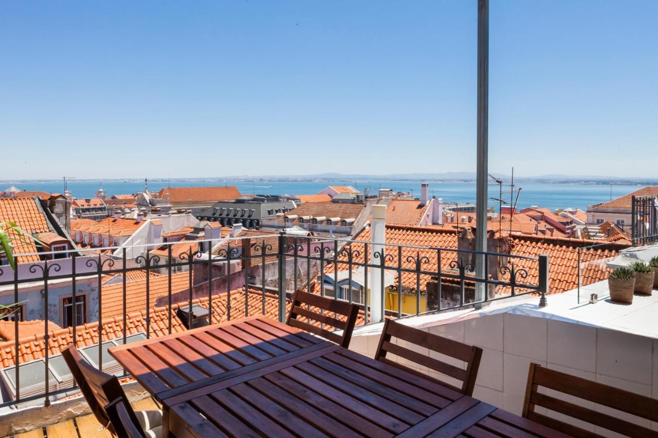 Amazing Rooftop Terrace With River And Historic City View 4 Bedrooms 4 Bathrooms Ac 19Th Century Building Chiado Lizbona Zewnętrze zdjęcie